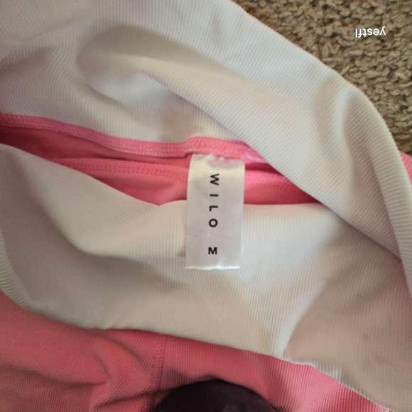 WILO the Label Bubblegum Pink & White Ribbed Activewear Set Bra Legging Size M - Picture 4 of 10